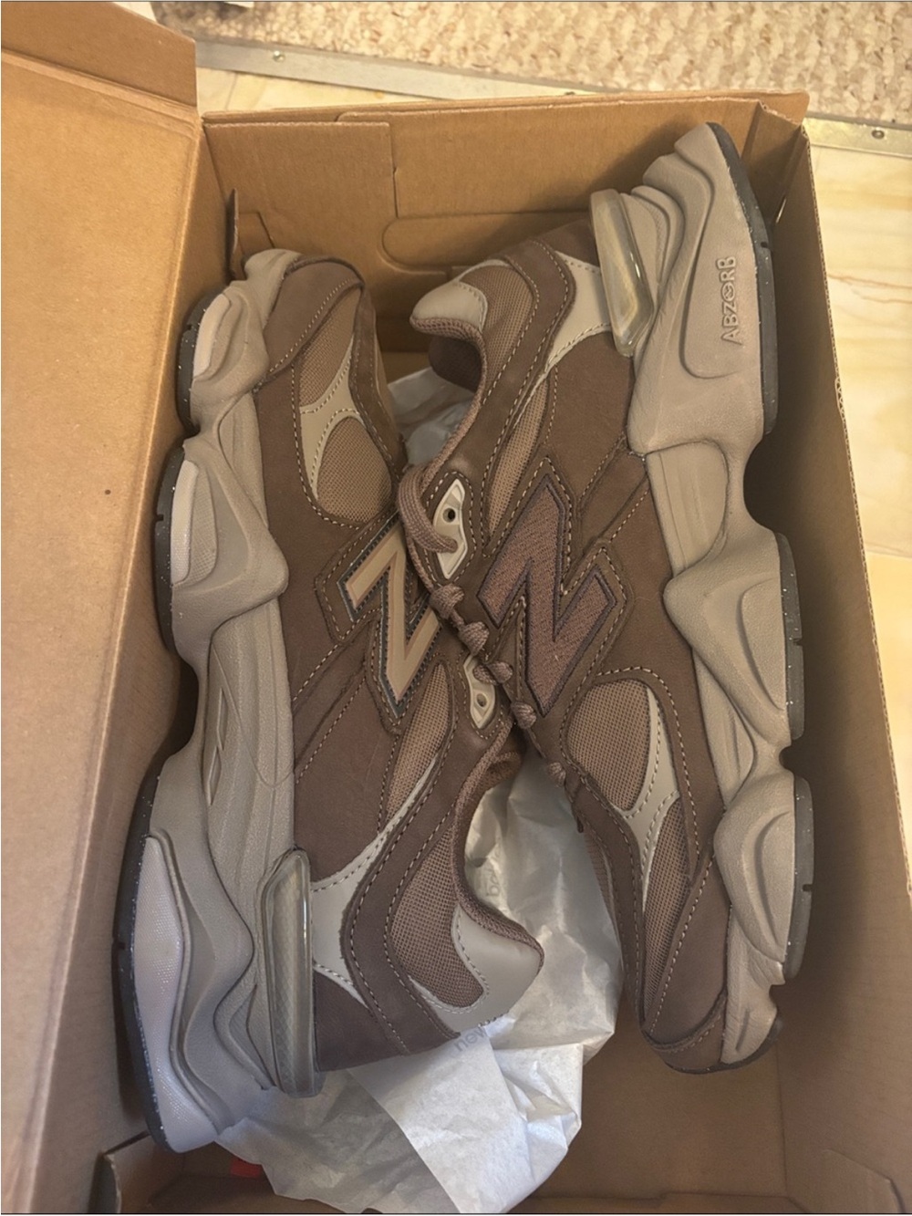 New Balance 9060 - Picture 4 of 4